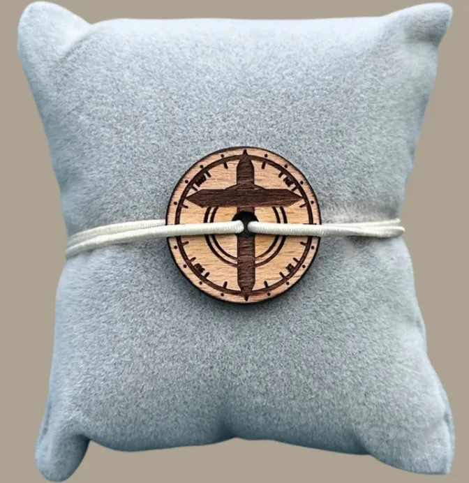 Bracelet "Disciple Judée" médaillon croix bois - creme