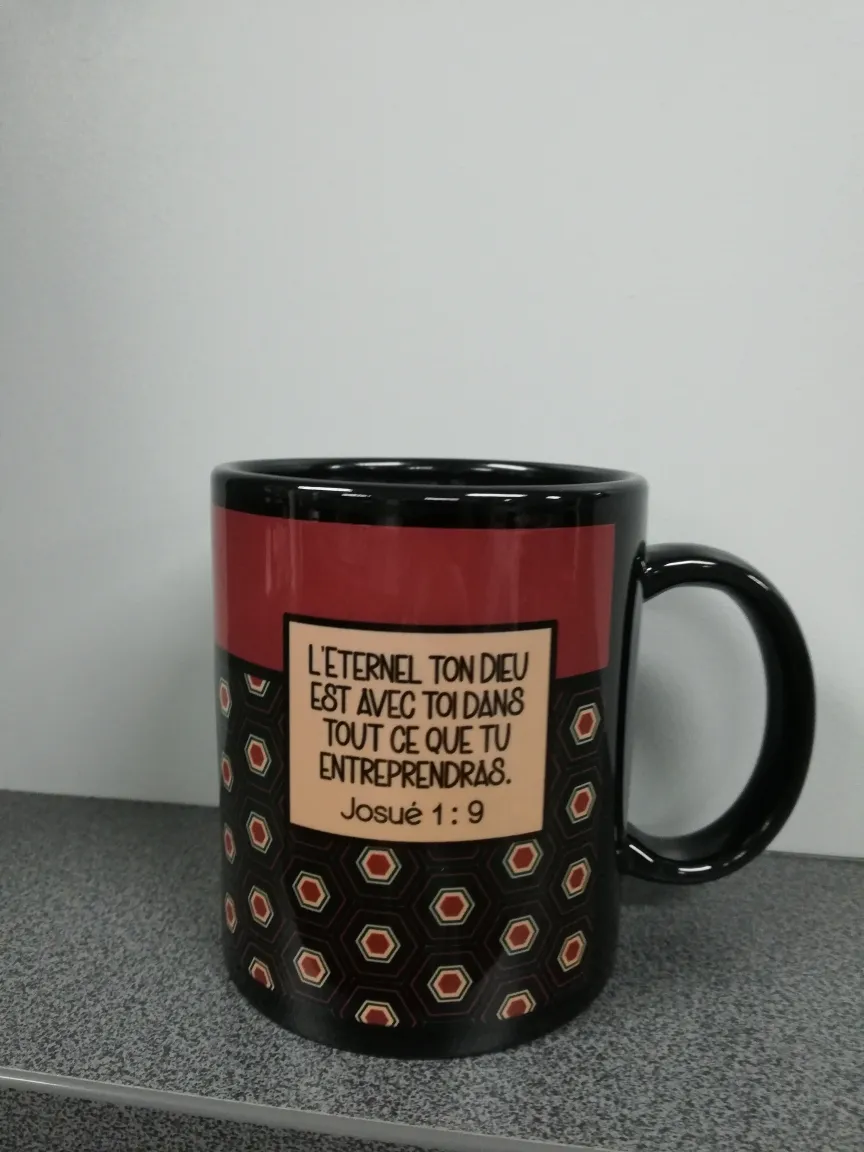 Mug "L'Eternel ton Dieu est avec toi…" Josué 1.9 - Finition brillante